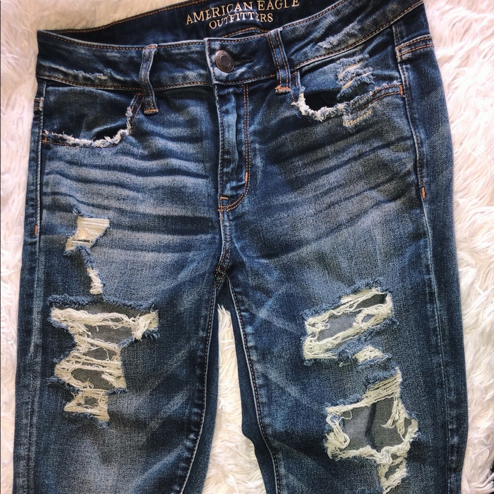 American Eagle Outfitters Distressed Skinny Jeans